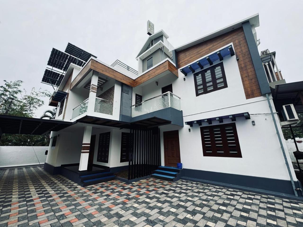 Venice Rosedale Alappuzha Exterior photo